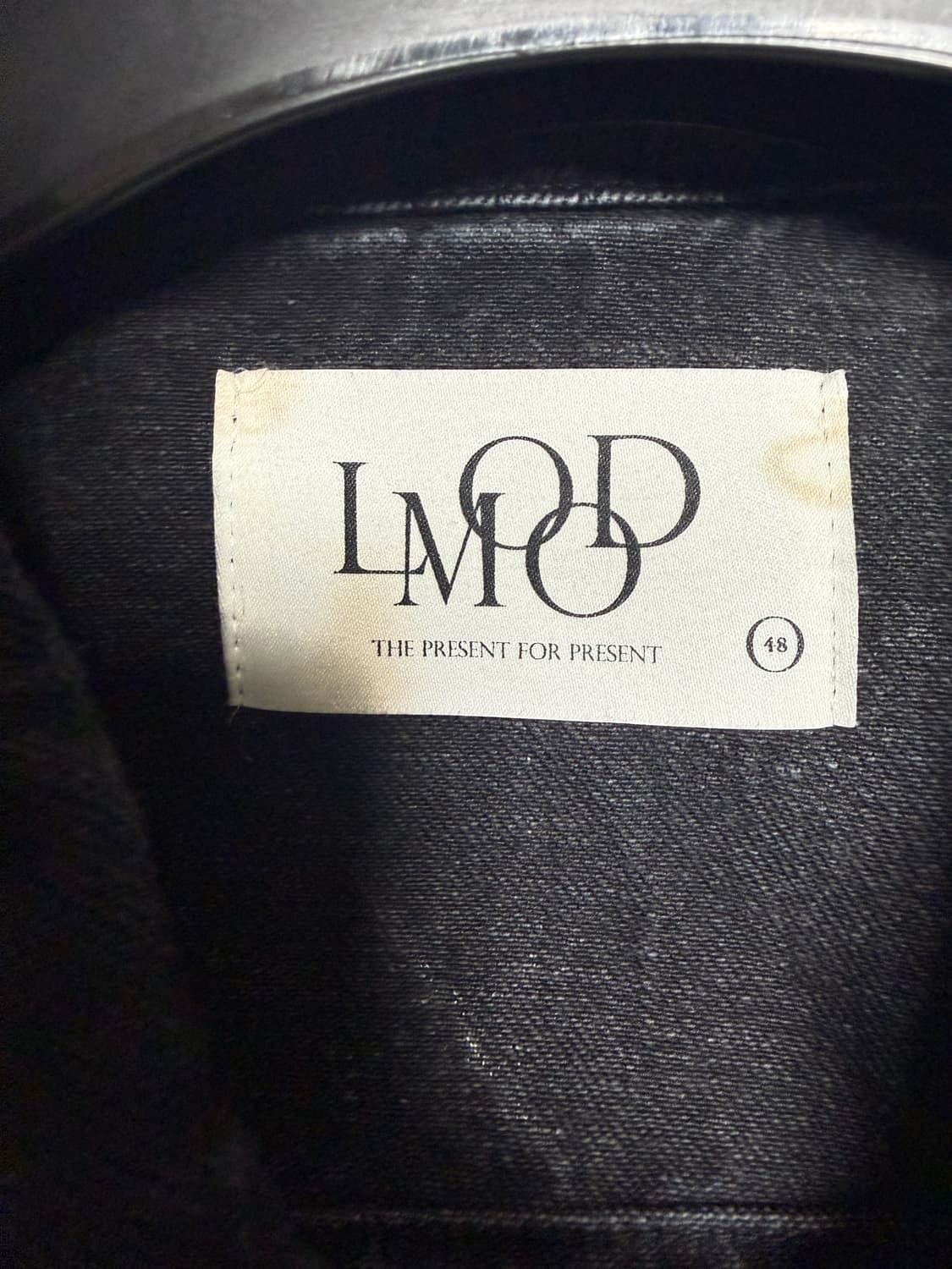 LMOOD 모노 트러커 자켓 크랙 블랙 [48] 상품이미지4