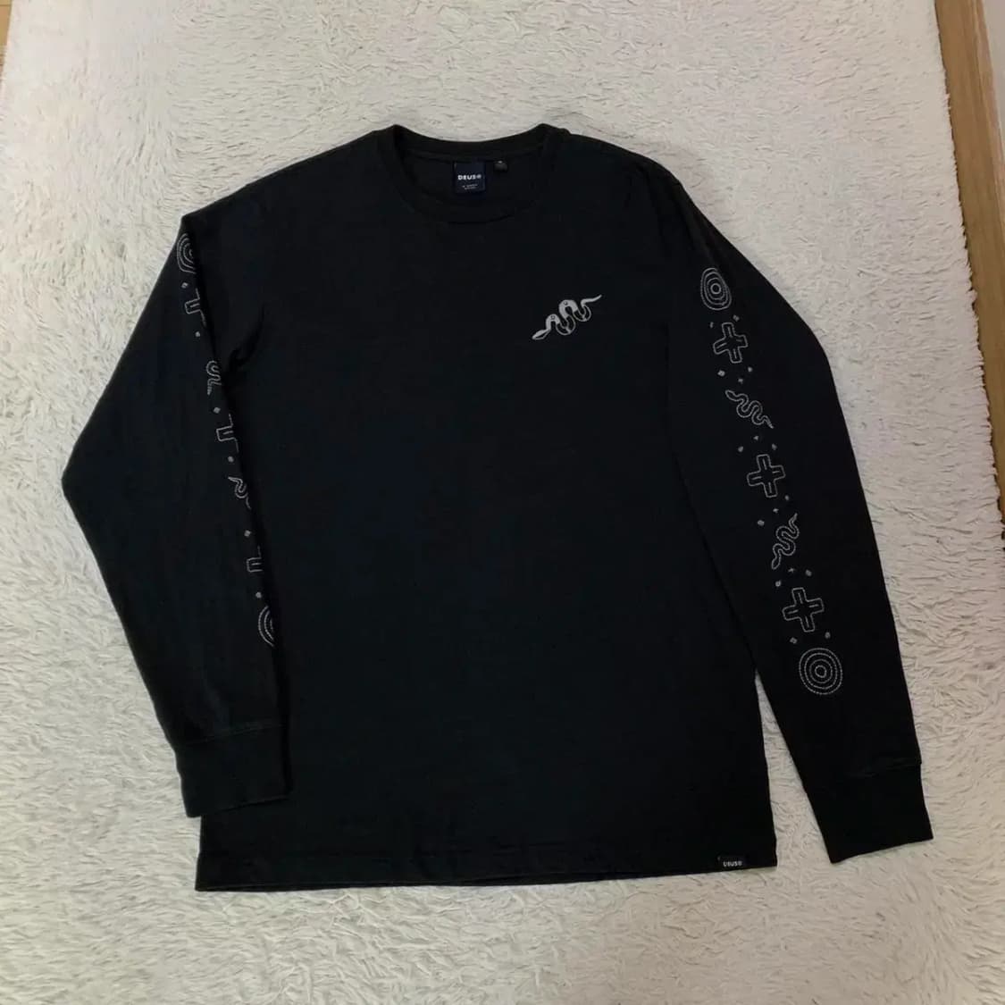 데우스 사이드라인 롱슬리브 M 상품이미지2