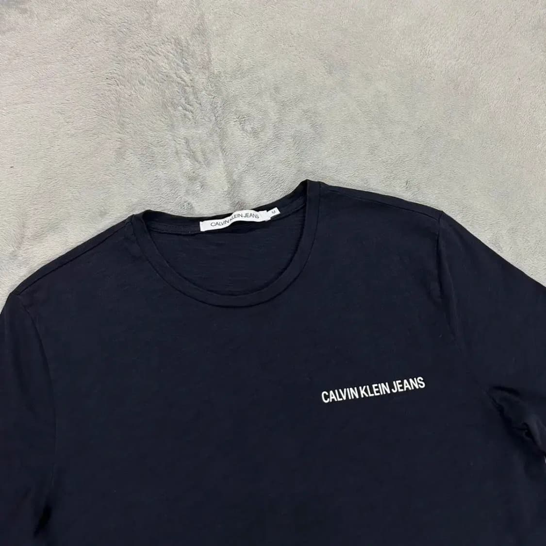 CK 캘빈클라인 라운드 반팔 M 상품이미지3