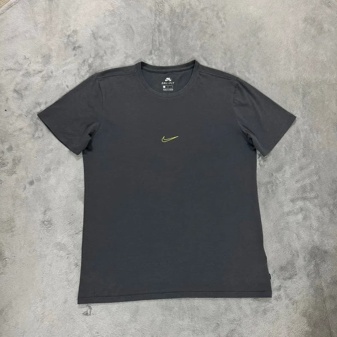 나이키SB 라운드 반팔 L 상품이미지2