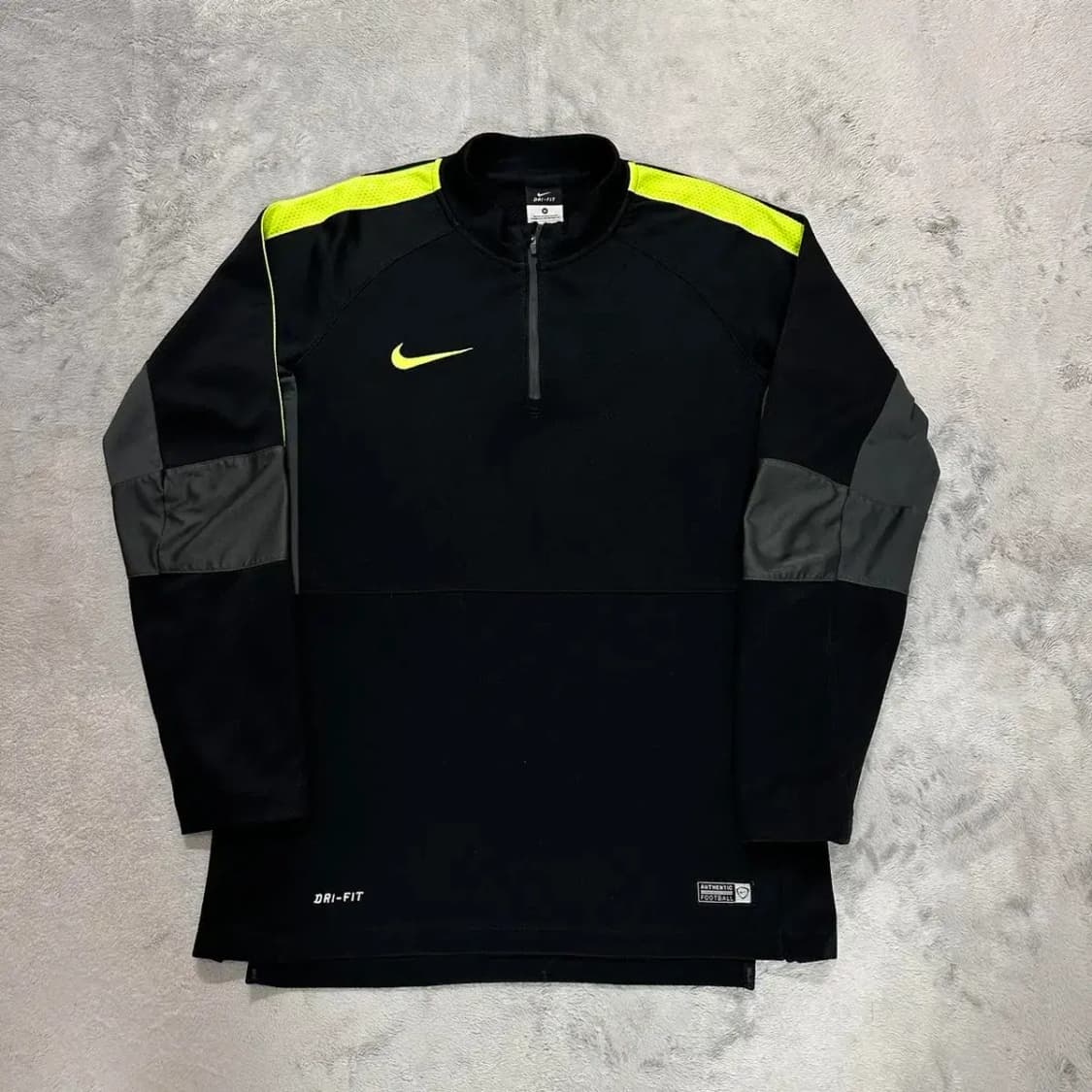 나이키 트레이닝 반집업 드릴탑 M 상품이미지2