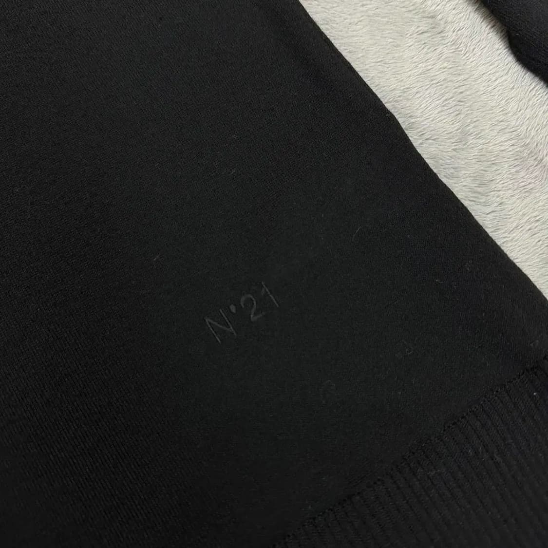 (새상품 급) N21 라운드 니트 남성 50사이즈 상품이미지4