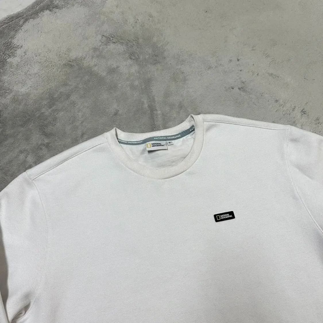 내셔널지오그래픽 라운드 맨투맨 XL 상품이미지3