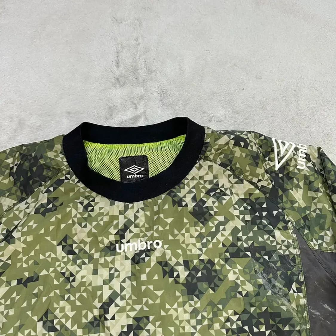 엄브로 우븐 웜업 M 상품이미지3