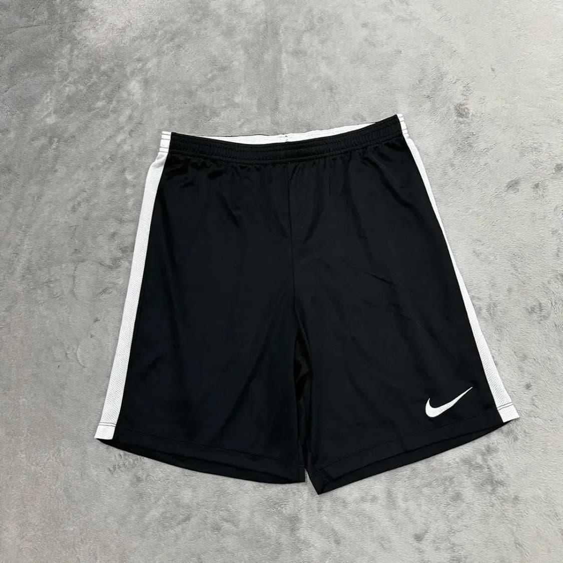 나이키 드라이핏 트레이닝 반바지 L 상품이미지2