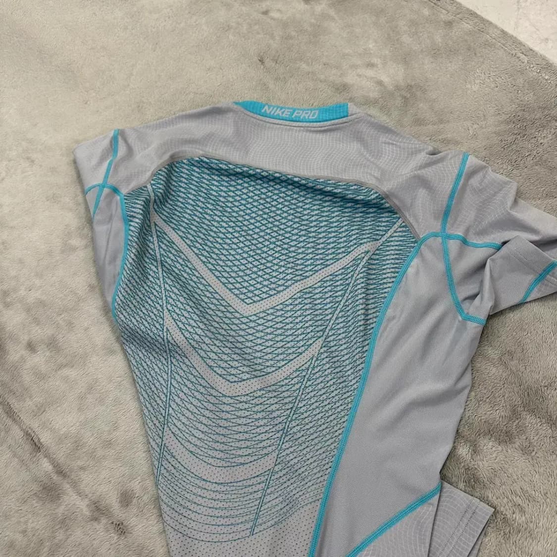 (새상품 급) 나이키 프로 기능성 반팔 L 상품이미지5