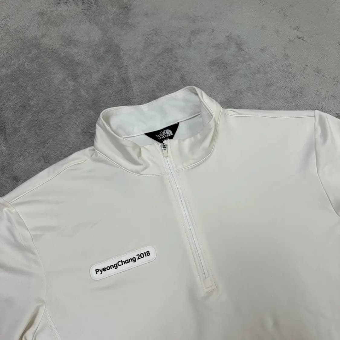노스페이스 평창 올림픽 트레이닝 반집업 L 상품이미지3
