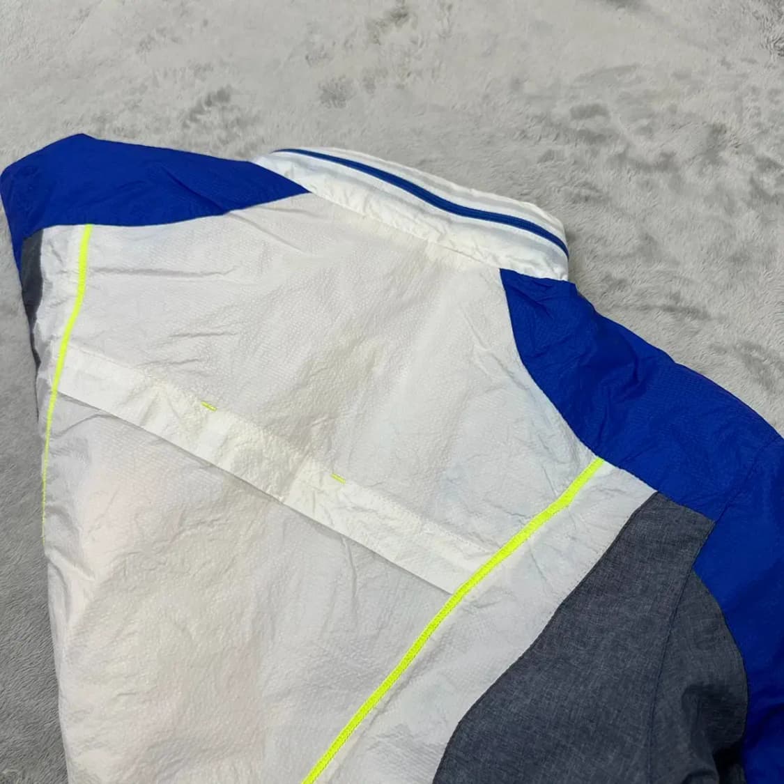 험멜 경량 바람막이 윈드브레이커 XL 상품이미지4