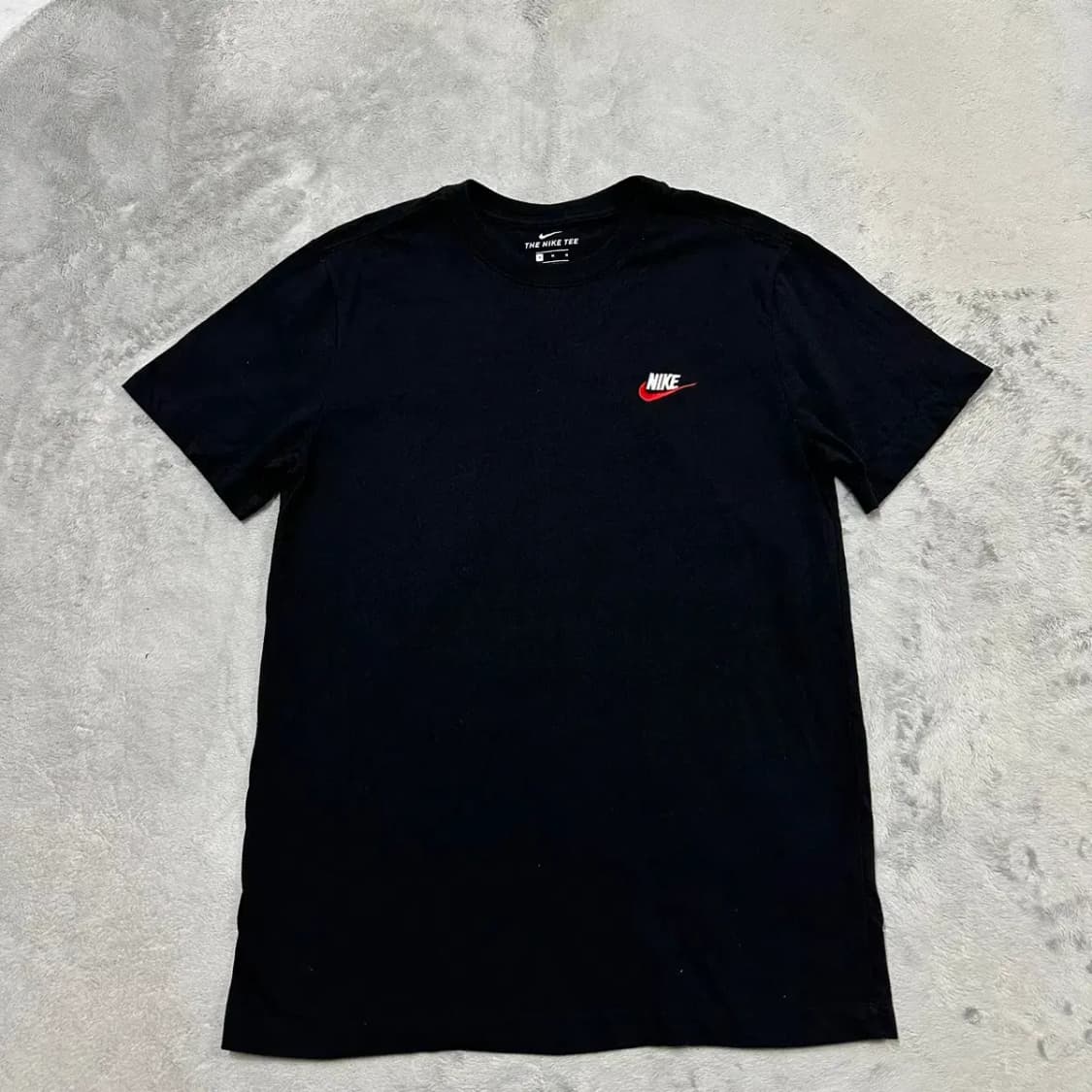 나이키 라운드 반팔 M 상품이미지2