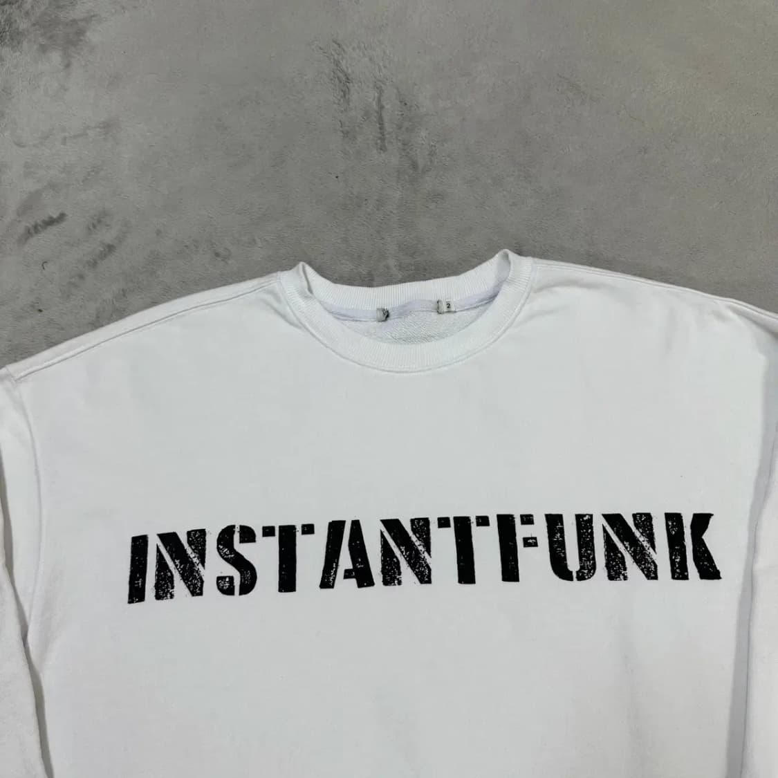 인스턴트펑크 라운드 맨투맨 2사이즈 상품이미지3