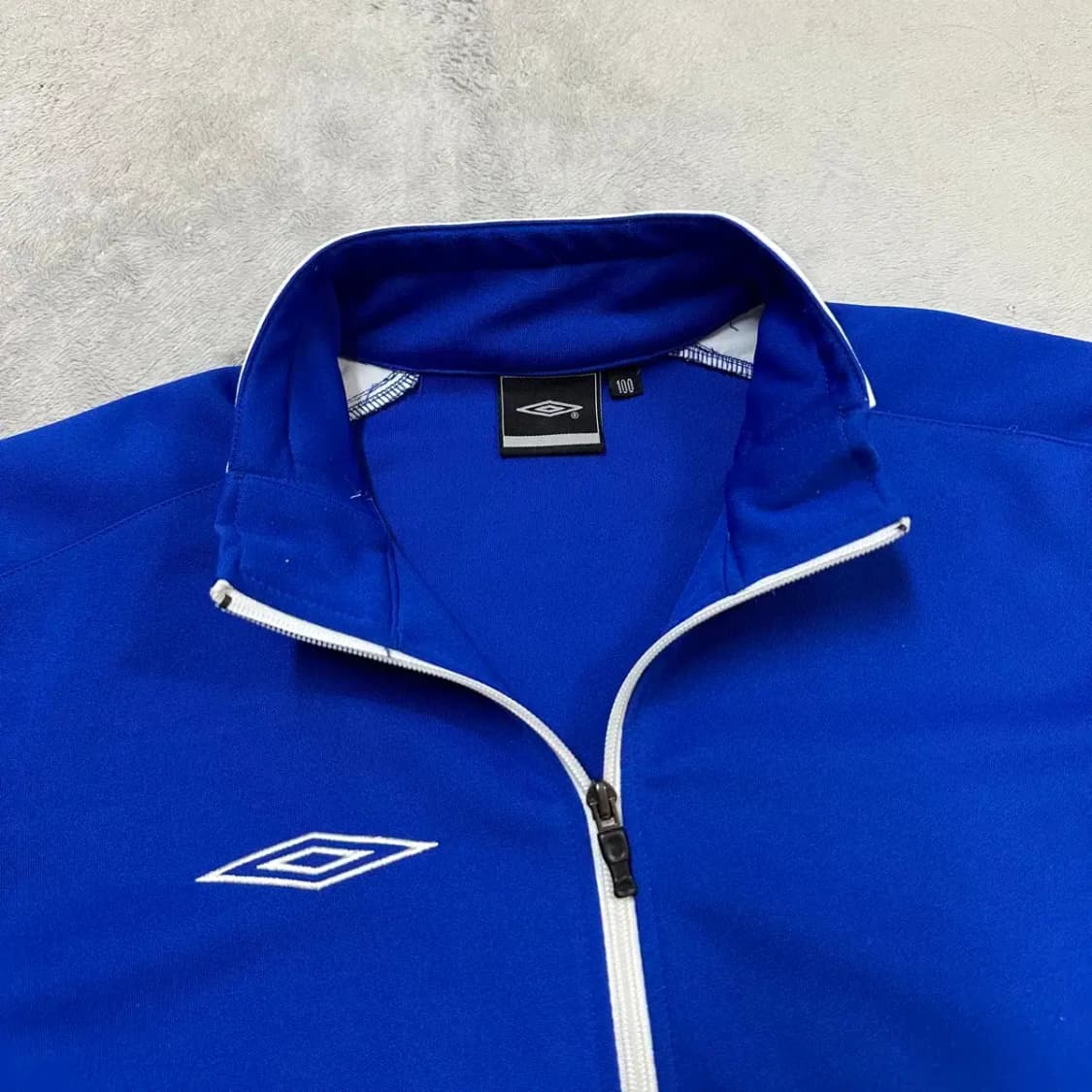 엄브로 트레이닝 집업 100 상품이미지5