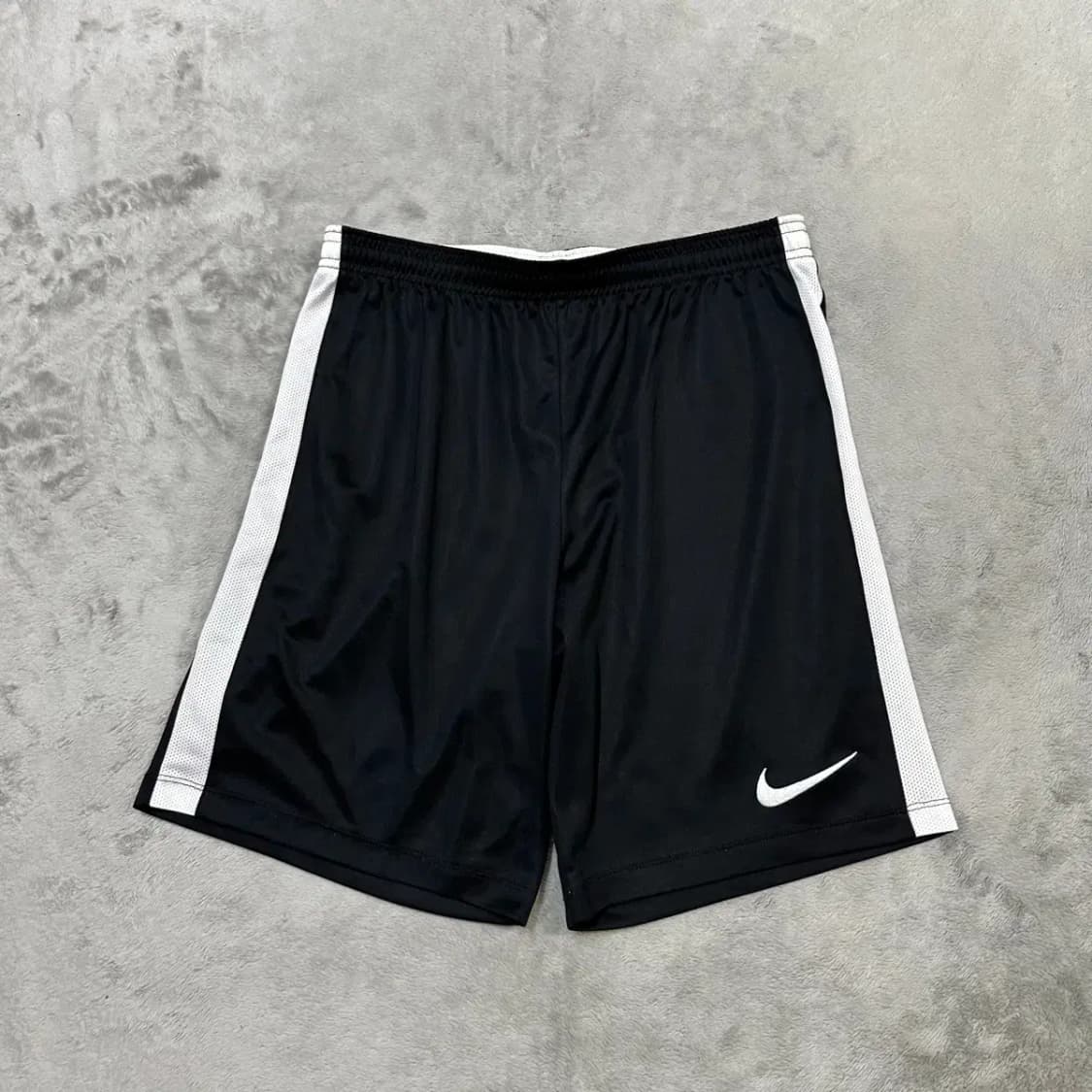 나이키 드라이핏 반바지 L 상품이미지2