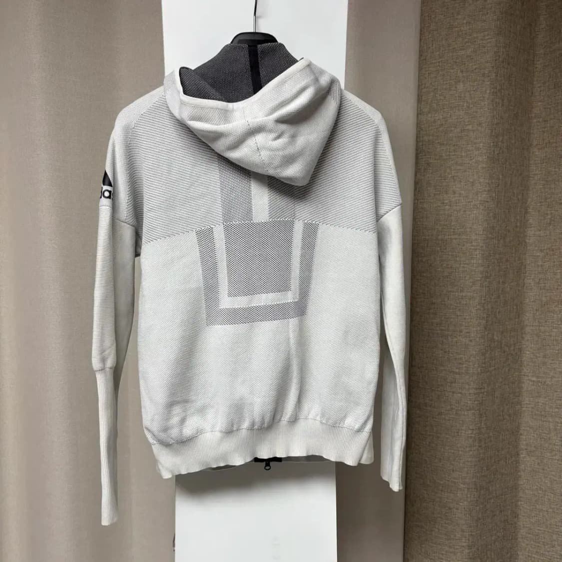 아디다스 ZNE 니트 후드집업 여성S 상품이미지4