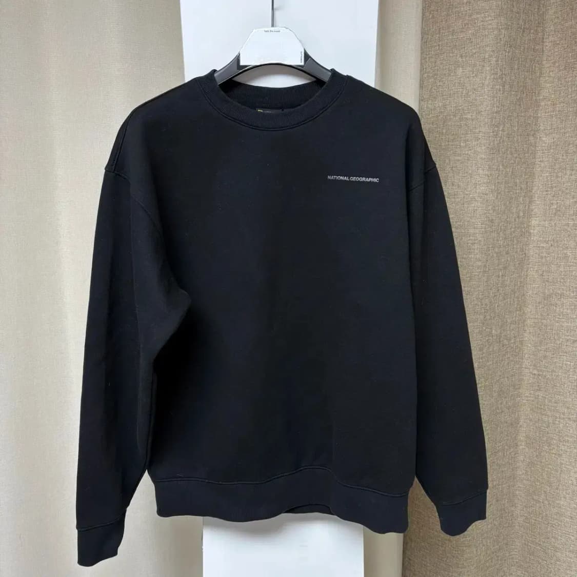 내셔널지오그래픽 라운드 맨투맨 L 상품이미지4