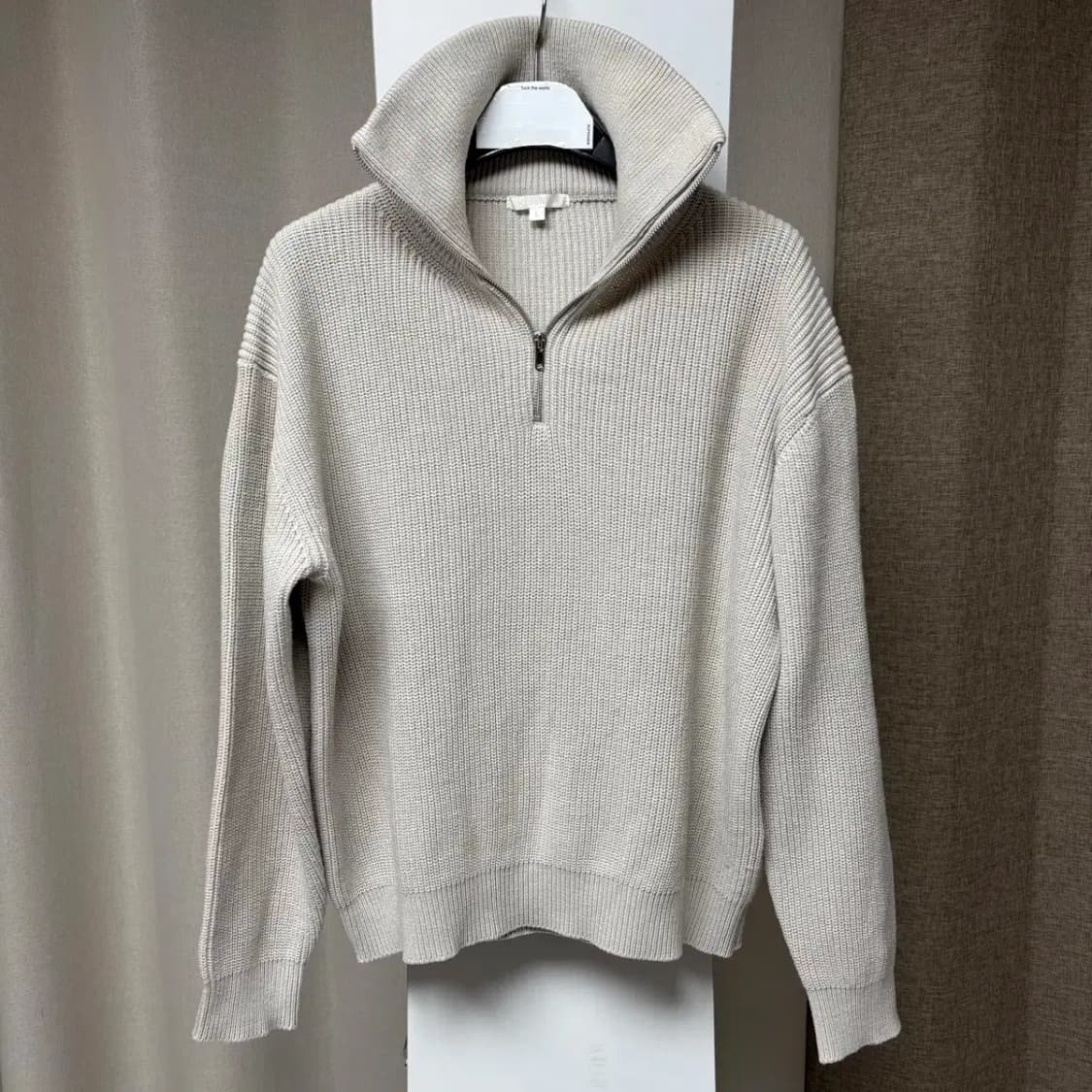 키뮤어 반집업 니트 L 상품이미지1