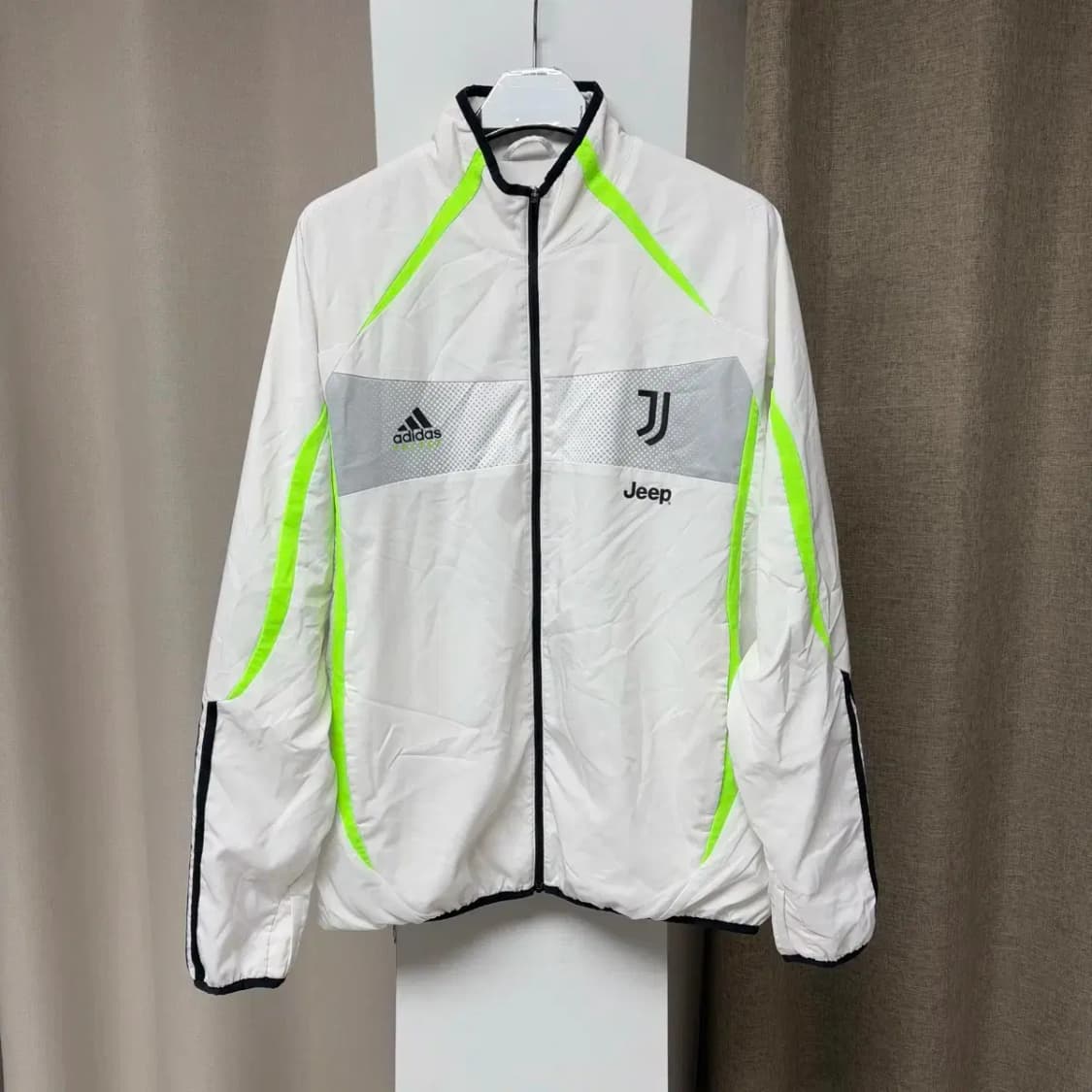 유벤투스 X 팔라스 자켓 L 상품이미지1