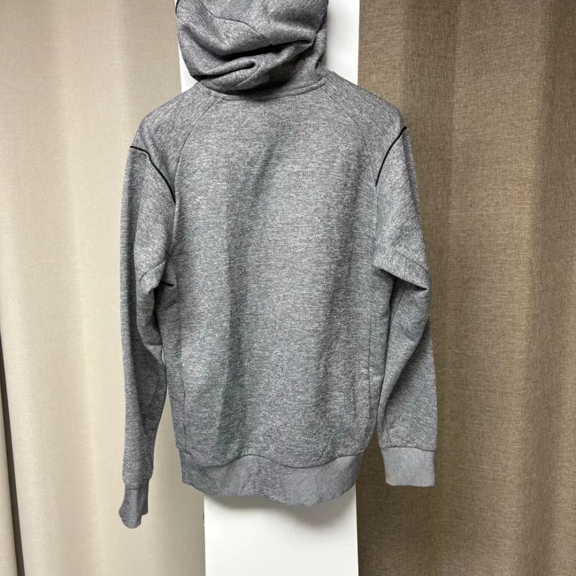 데상트 기능성 트레이닝 후드티 105 상품이미지4