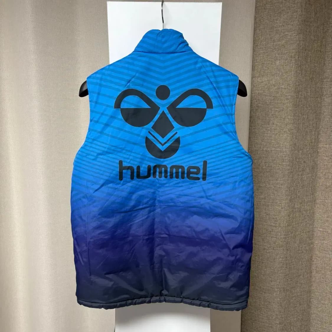 험멜 양면 패딩 조끼 M 상품이미지4