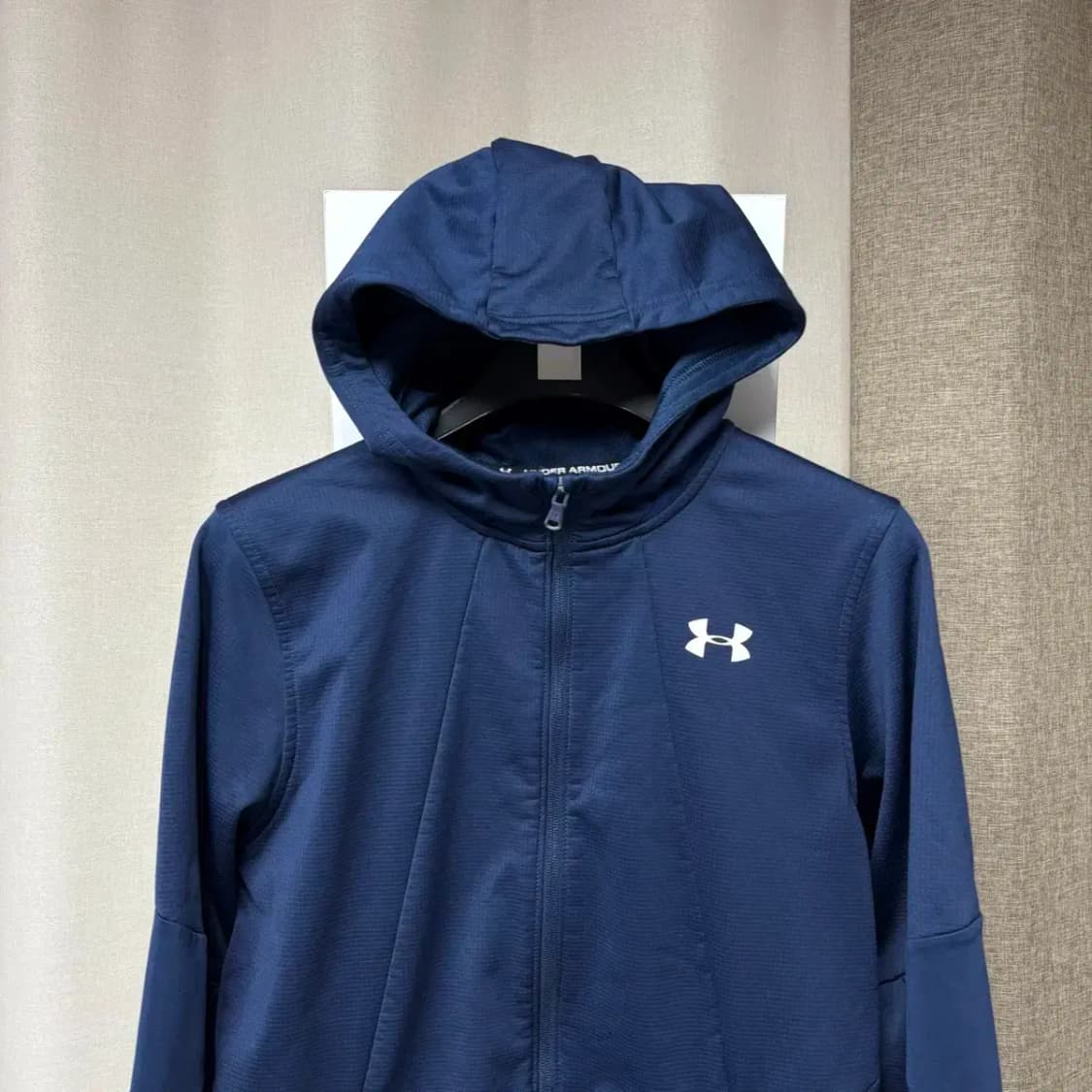 언더아머 트레이닝 후드집업 L 상품이미지3