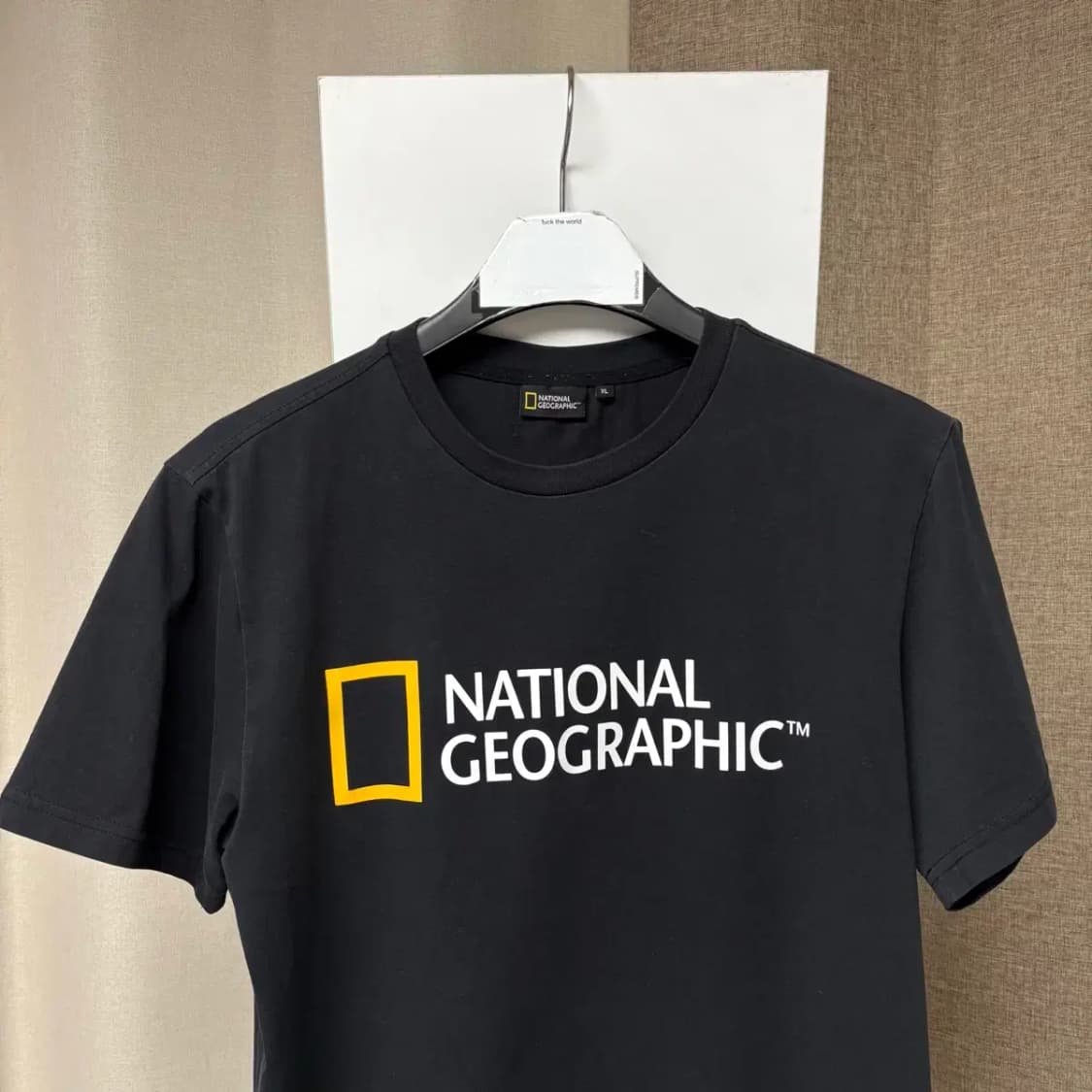내셔널지오그래픽 라운드 반팔 XL 상품이미지3