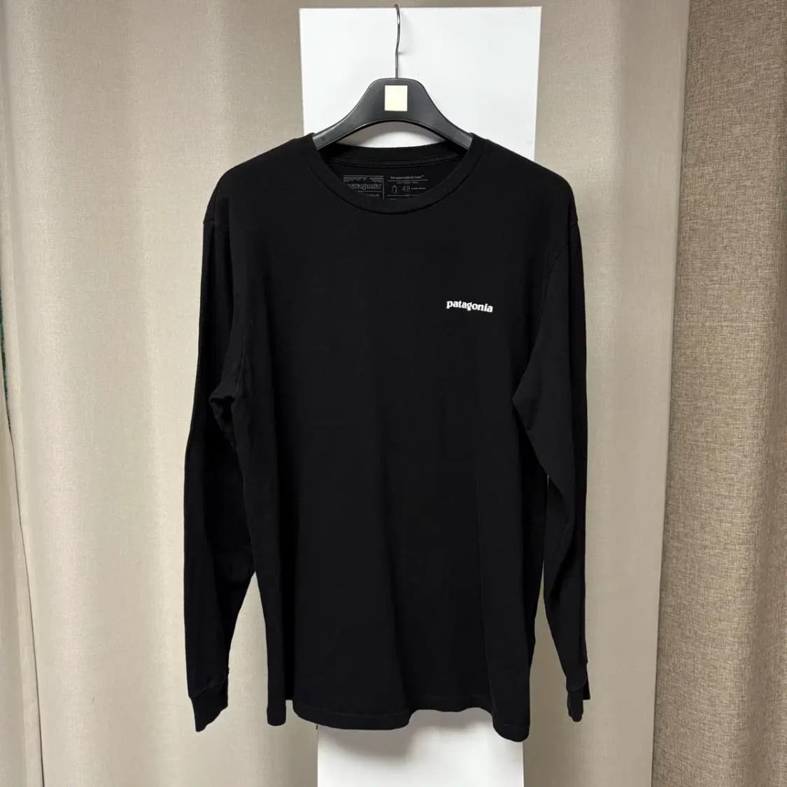 파타고니아 라운드 롱슬리브 L 상품이미지1