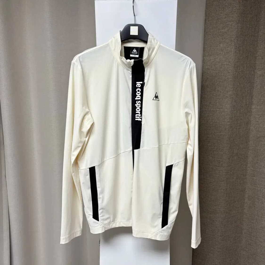 르꼬끄 경량 트레이닝 집업 L 상품이미지1