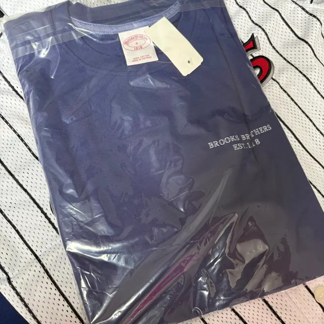 (새상품) 브룩스브라더스 라운드 반팔 S 상품이미지1