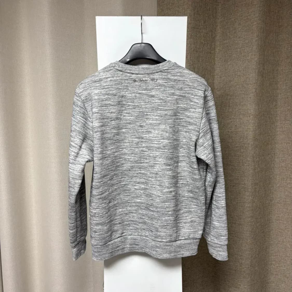 디스커버리 라운드 맨투맨 100 상품이미지5