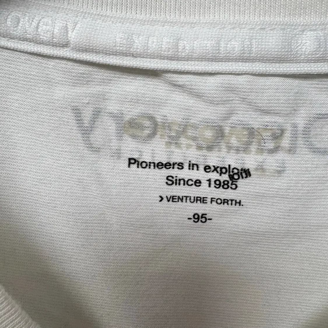 디스커버리 라운드 반팔 95 상품이미지4