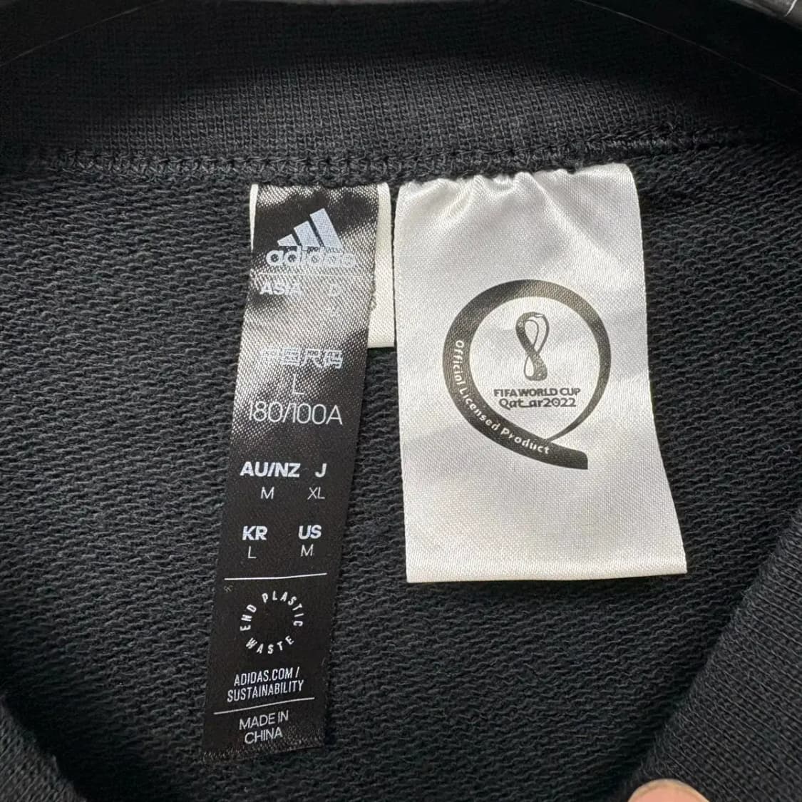 아디다스 카타르 월드컵 맨투맨 L 상품이미지4