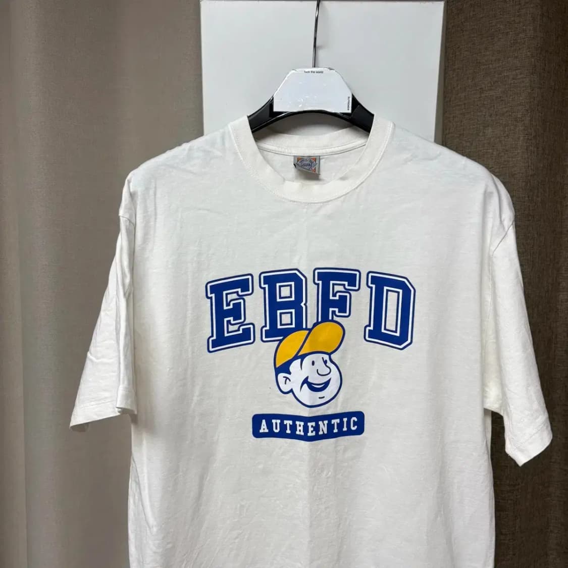 이벳필드 라운드 반팔 L 상품이미지3