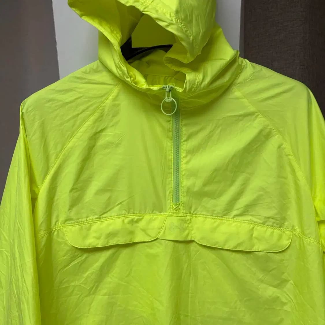 언더아머 우븐 아노락 후드 웜업 S 상품이미지2