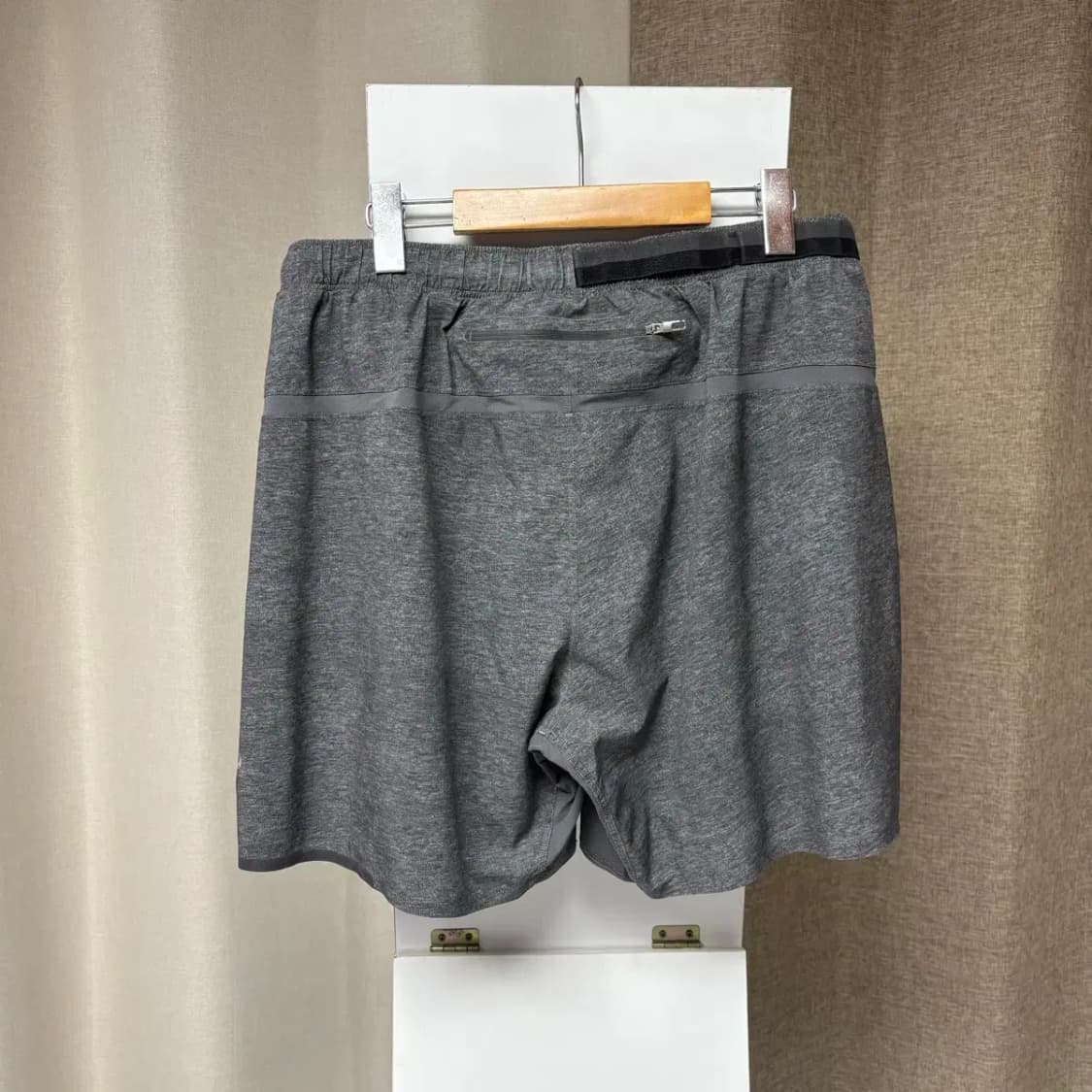 룰루레몬 트레이닝 반바지 XL 상품이미지4