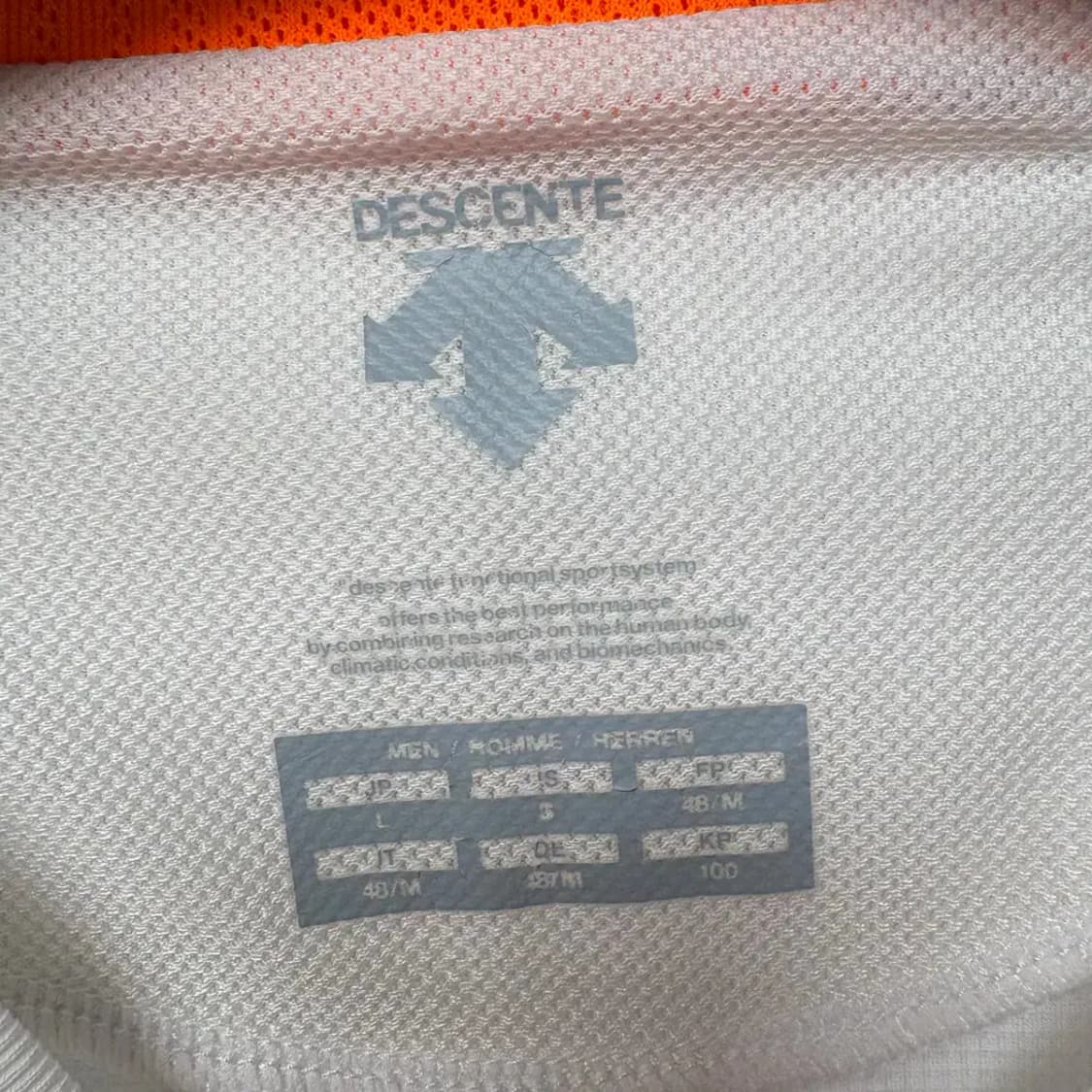 데상트 기능성 트레이닝 긴팔 100 상품이미지4