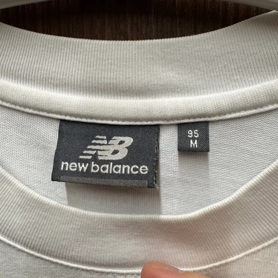 뉴발란스 롱슬리브 M 상품이미지3