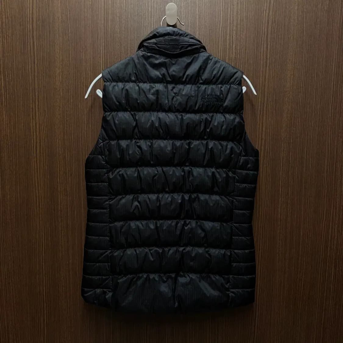 노스페이스 패딩 조끼 여성L (모자 X) 상품이미지3
