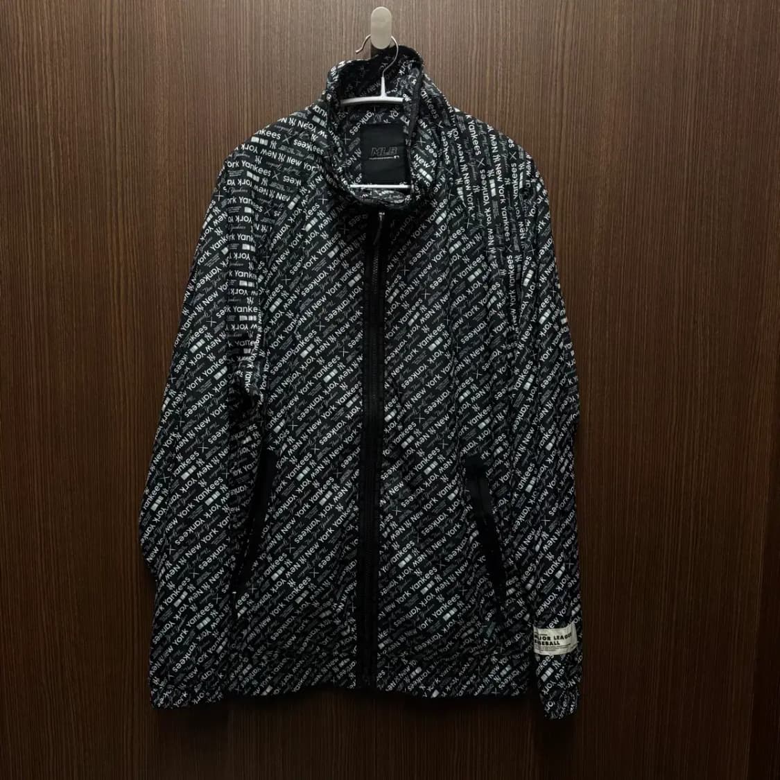 MLB 우븐 바람막이 집업 자켓 XL 상품이미지1