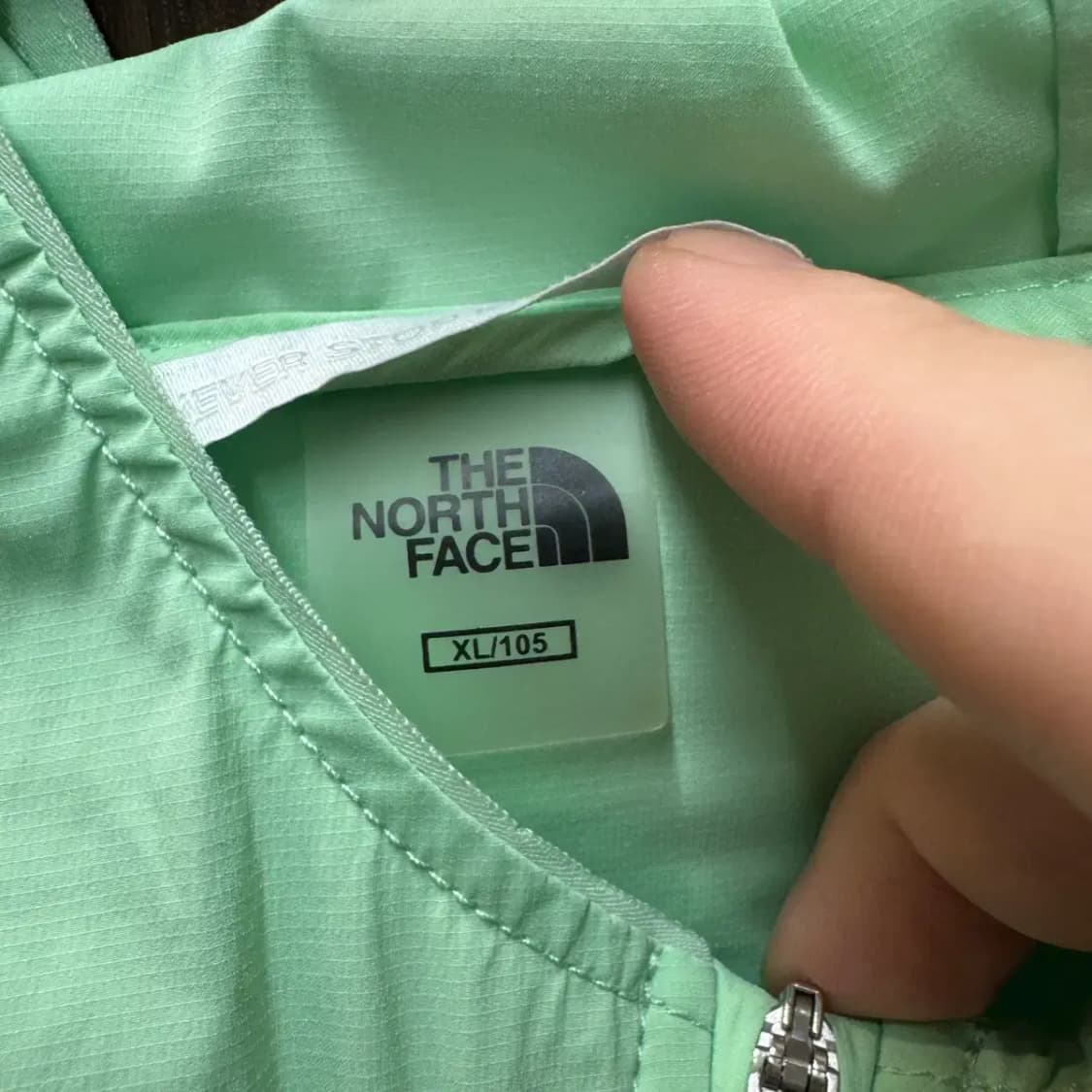 노스페이스 경량 트레이닝 집업 XL 상품이미지3