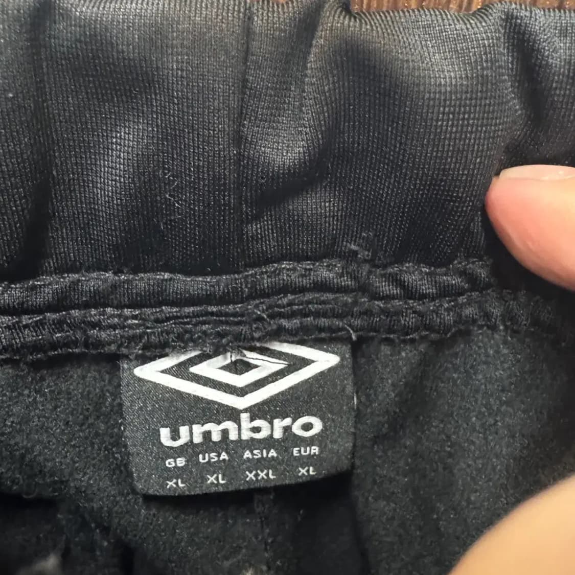 엄브로 트레이닝 팬츠 XXL 상품이미지3