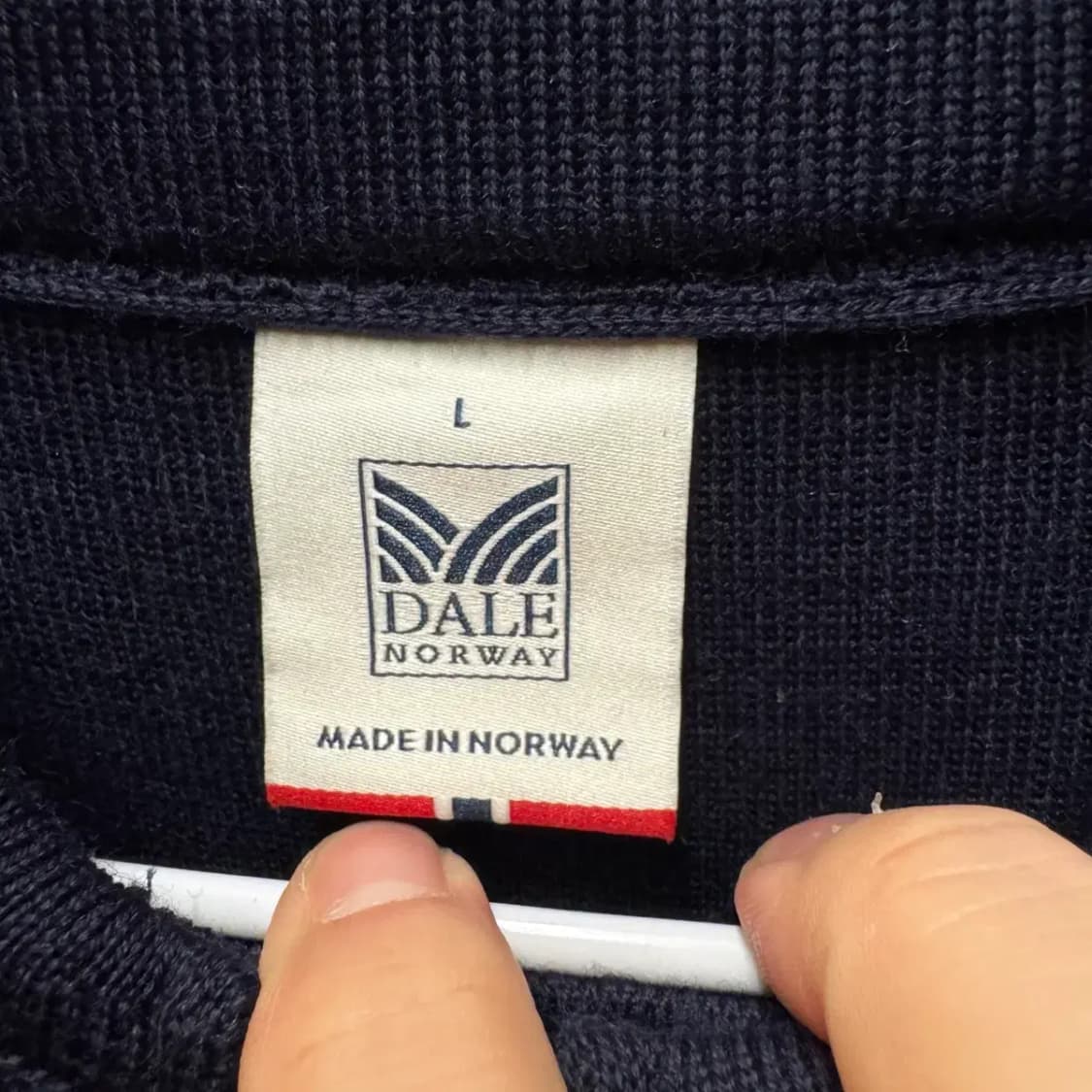 데일오브노르웨이 반집업 니트 L 상품이미지3