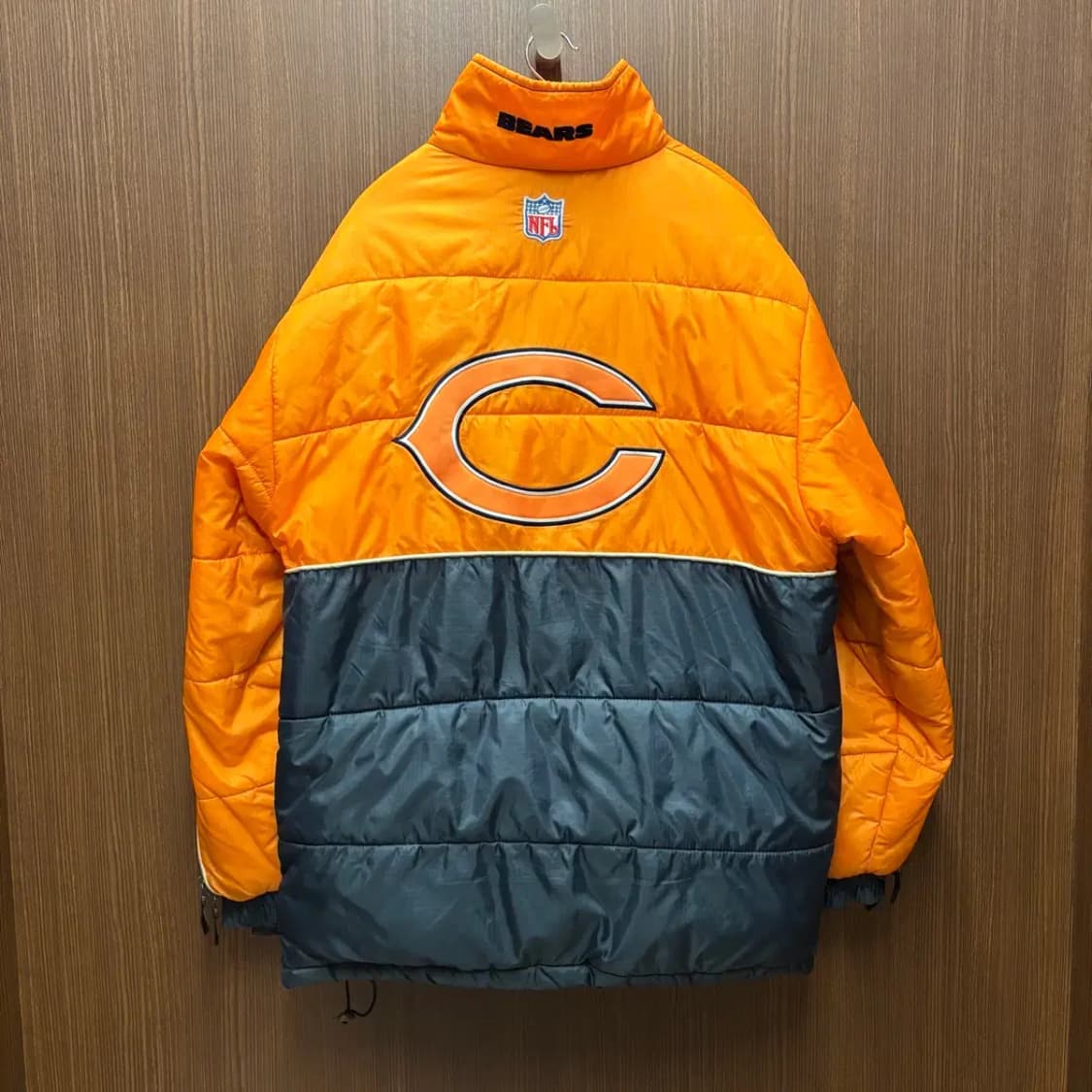 리복 NFL 시카고 베어스 패딩 점퍼 L 상품이미지3