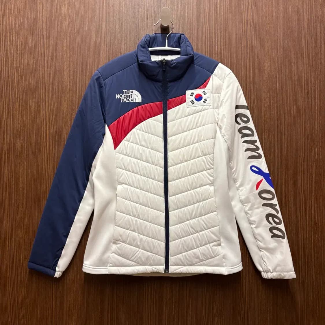 노스페이스 팀코리아 국대 패딩 점퍼 M (여성) 상품이미지1
