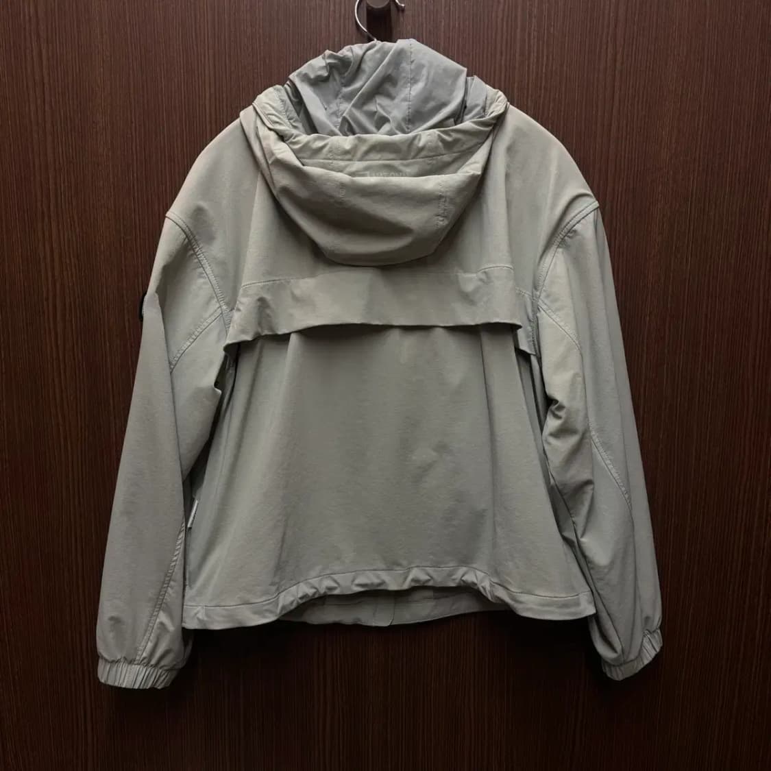 내셔널지오그래픽 와펜 바람막이 여성 XS 상품이미지4