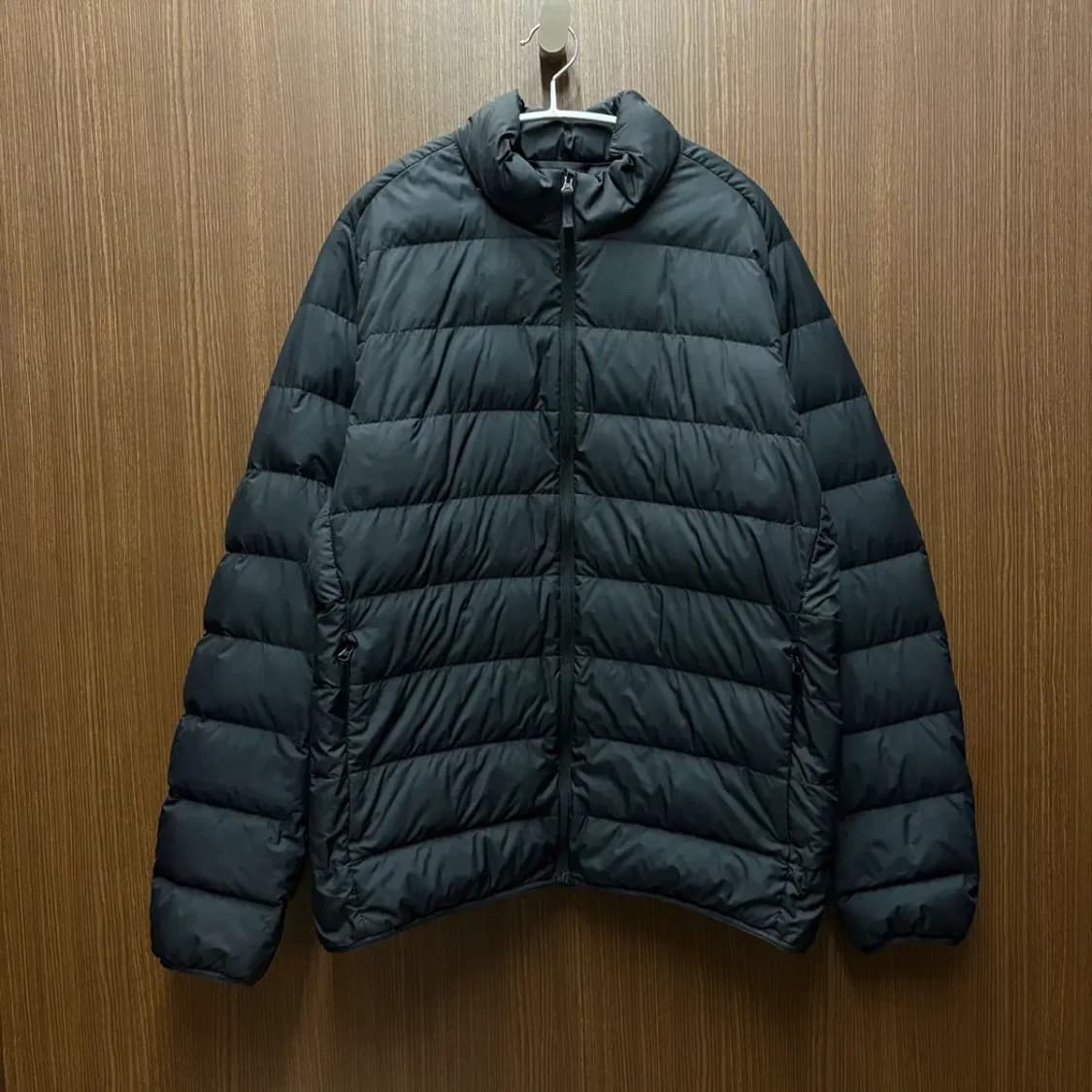 유니클로 울트라 라이트 다운 패딩 점퍼 L 상품이미지1