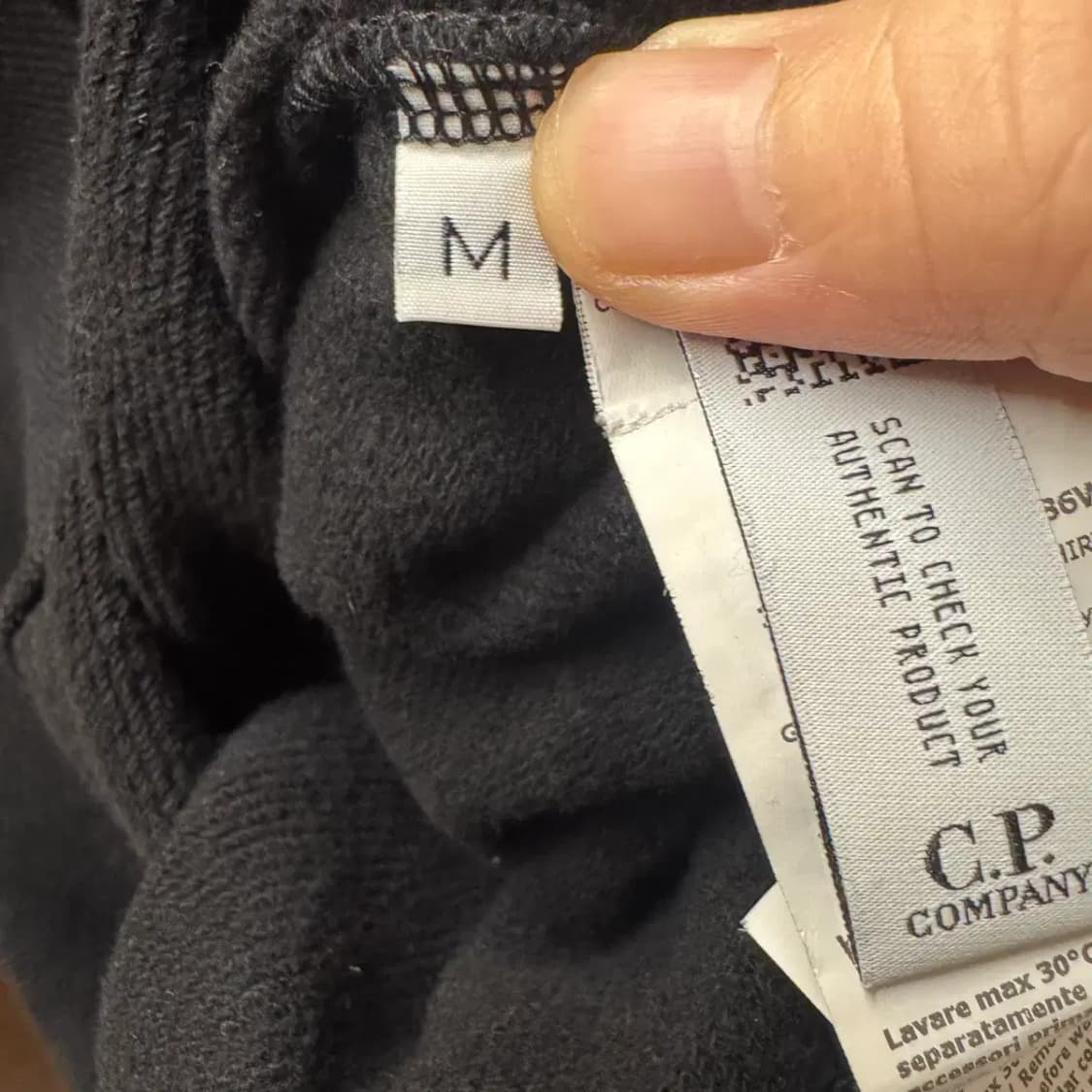 CP컴퍼니 렌즈 와펜 맨투맨 M 상품이미지5