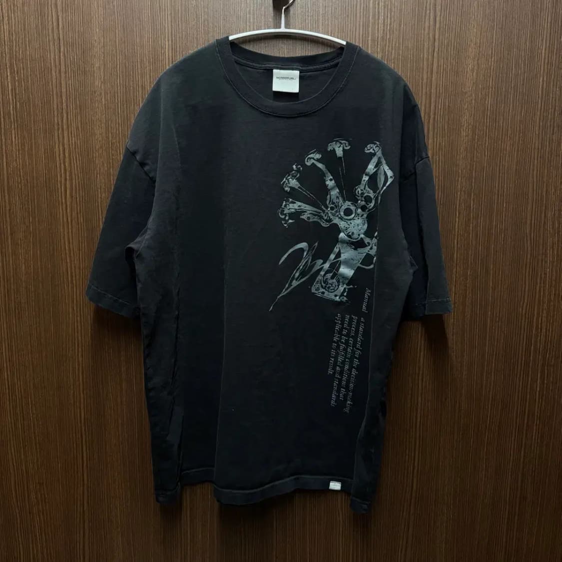 노매뉴얼 라운드 반팔 L 상품이미지1