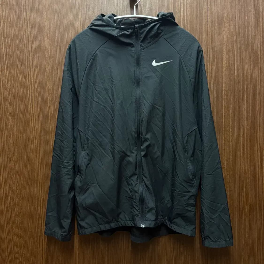 나이키 러닝 에센셜 바람막이 L 상품이미지1