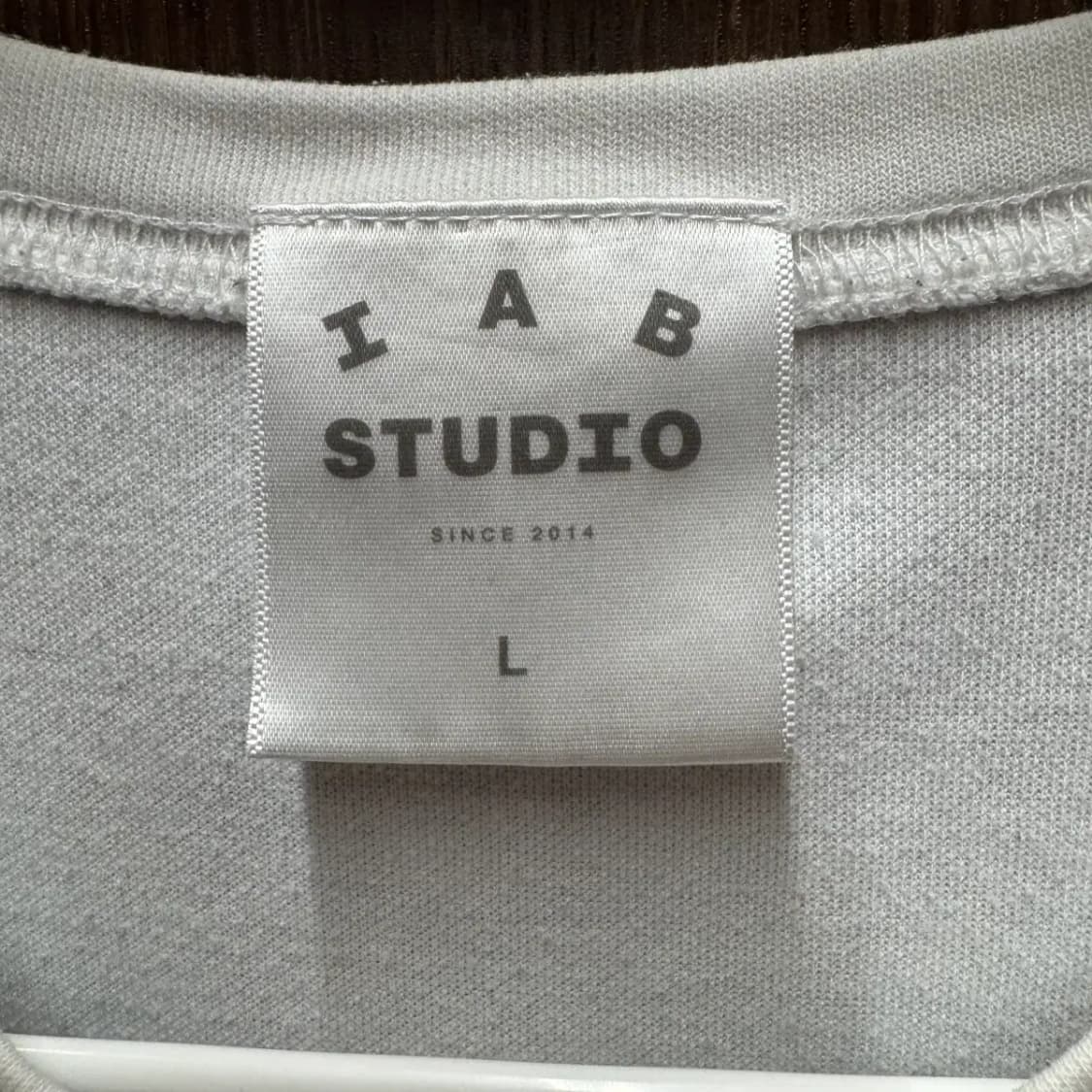 아이앱스튜디오 라운드 반팔 L 상품이미지3