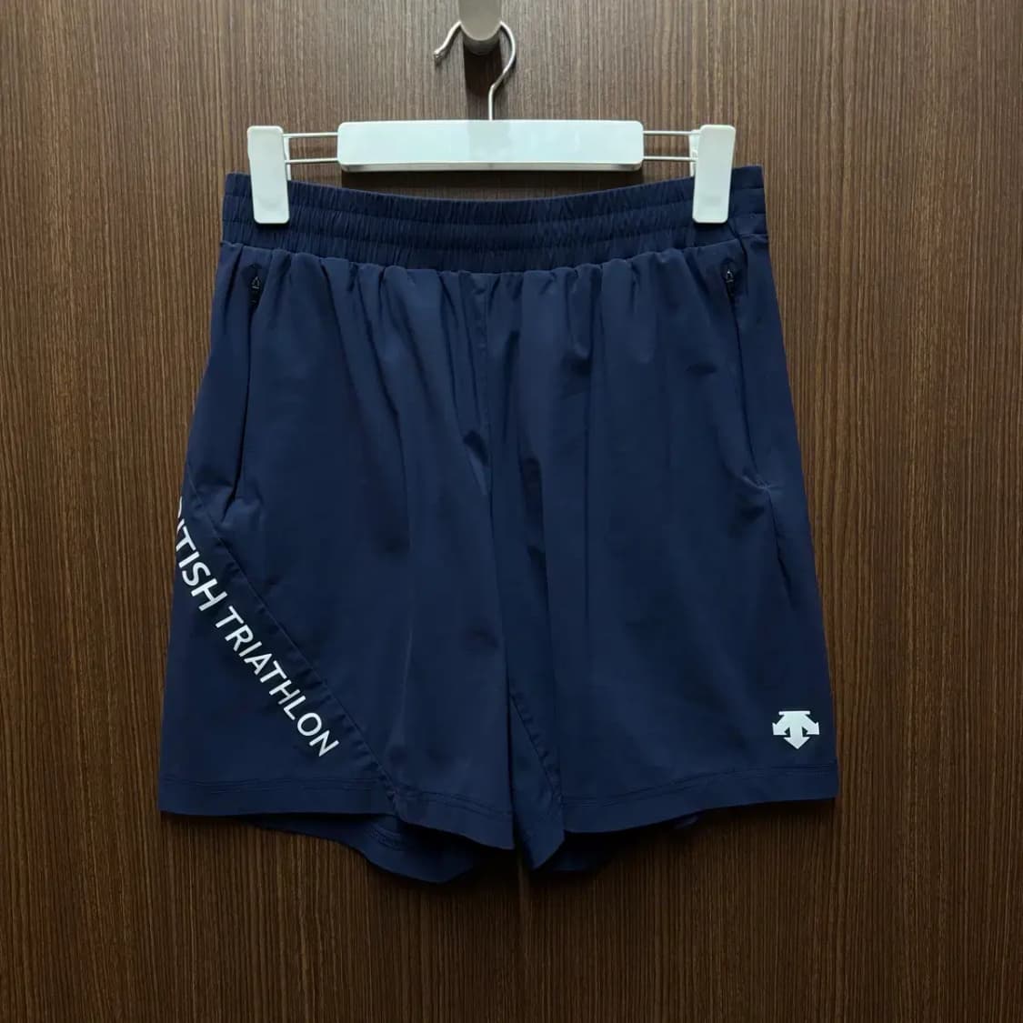 데상트 트라이애슬론 반바지 M 상품이미지1