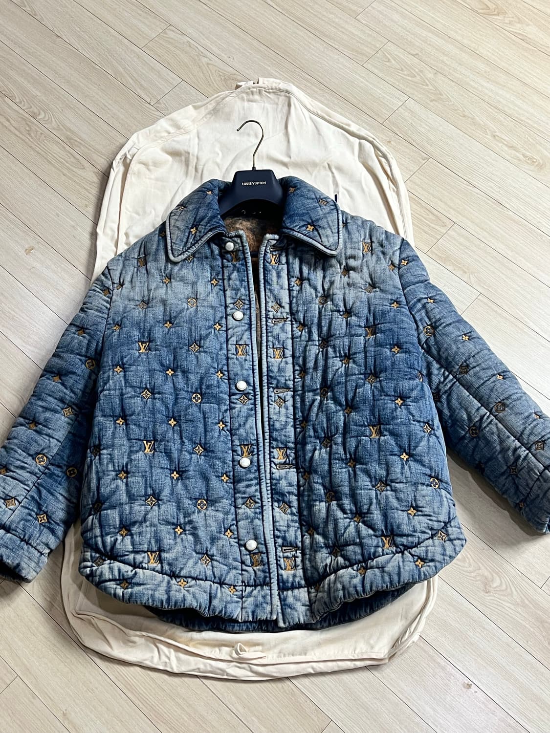 루이비통 패디드 데님 모노그램 오버셔츠 인디고 L 상품이미지2